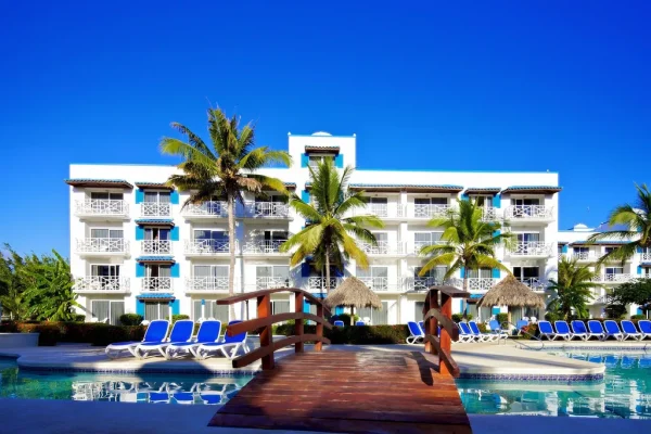 PLAYA BLANCA RESORT1